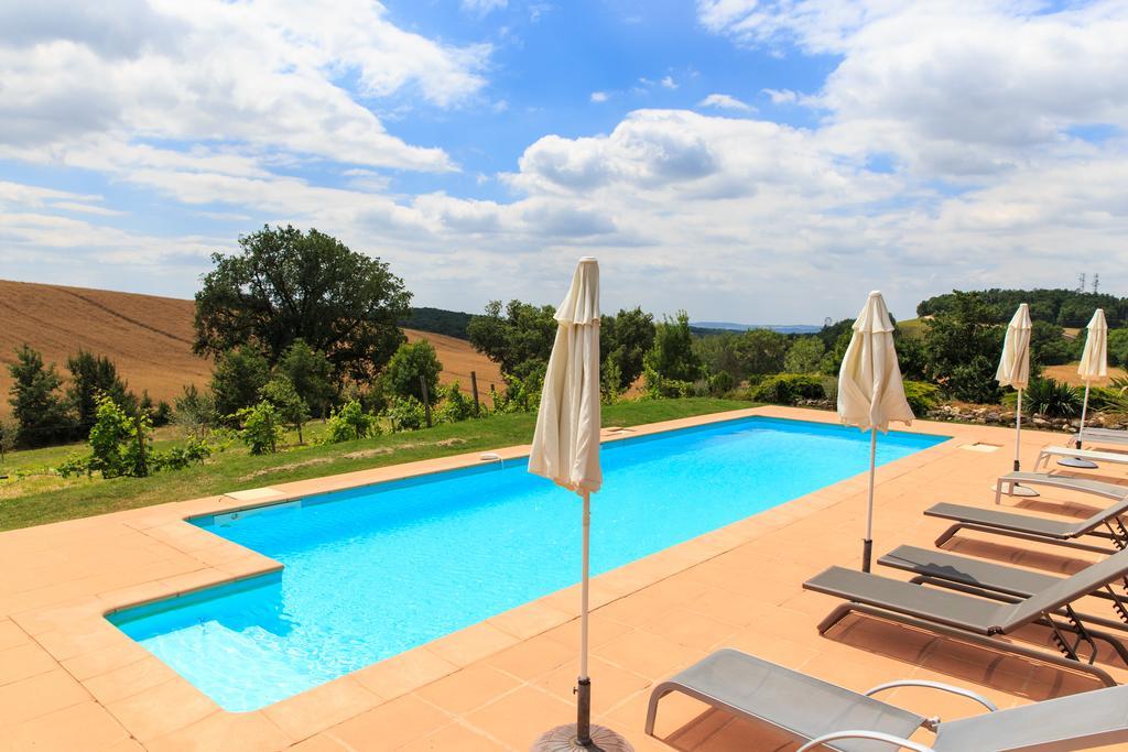 Parisot  Au Mas Des Calmettes Bed & Breakfast エクステリア 写真