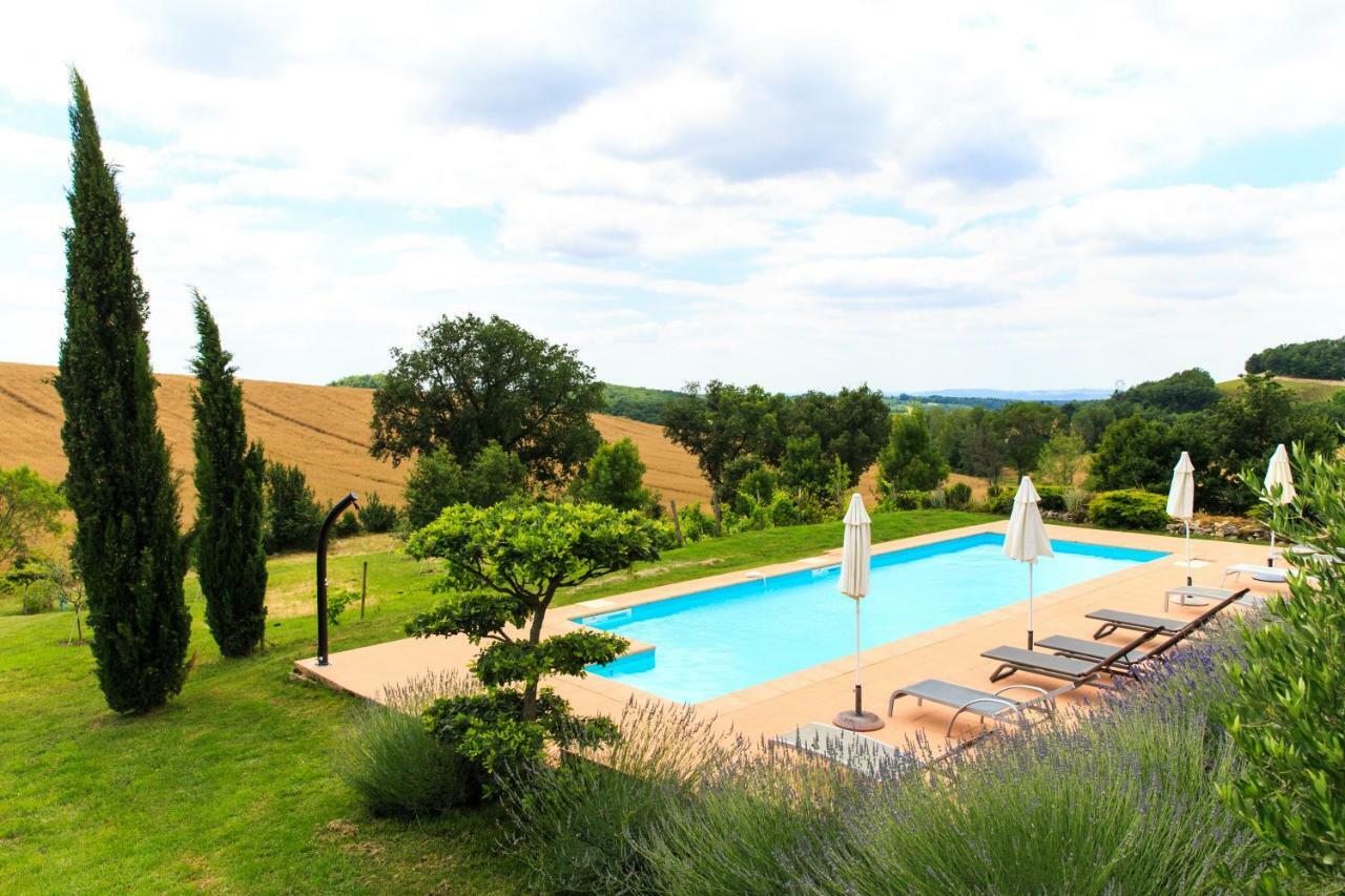 Parisot  Au Mas Des Calmettes Bed & Breakfast エクステリア 写真